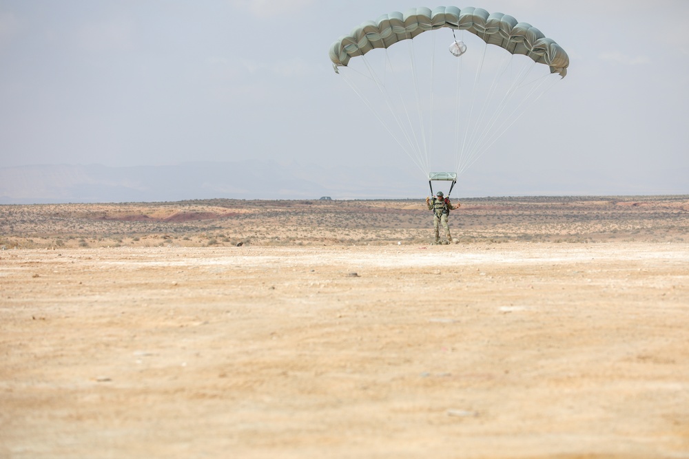 Tunisian Military Free Fall during Exercise African Lion 23