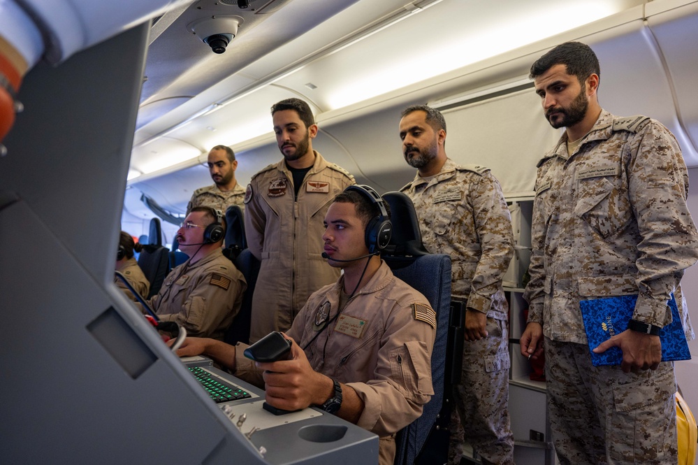 Saudi Arabia, U.S. Conduct Bilateral Strait of Hormuz Patrol in P-8 Aircraft