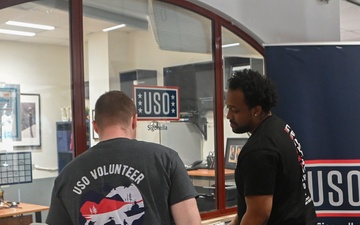 USO Volunteers