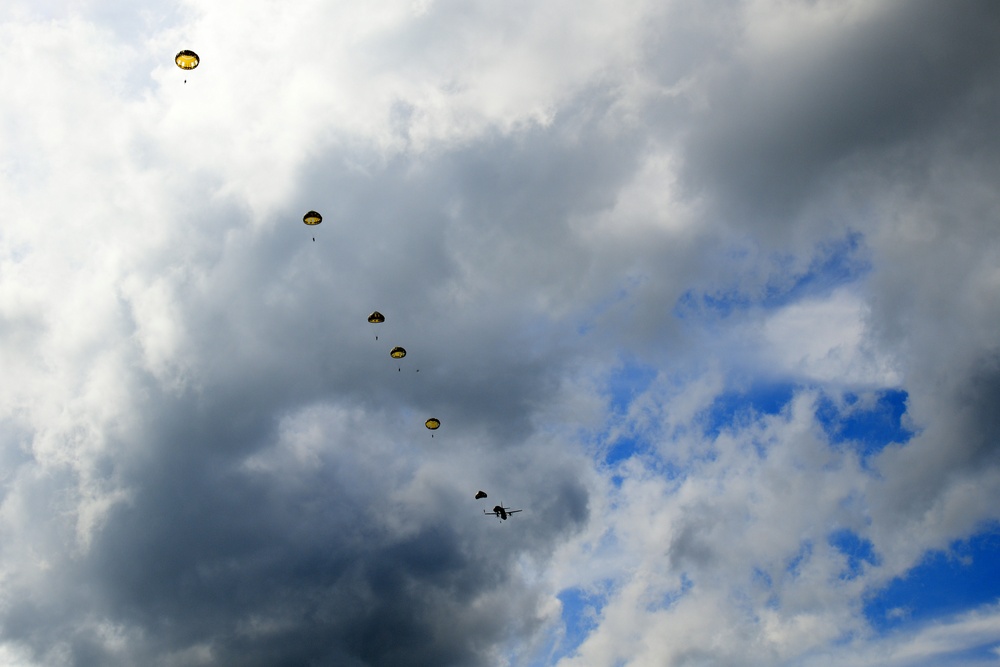 SETAF-AF and Folgore Brigade - combined airborn operation