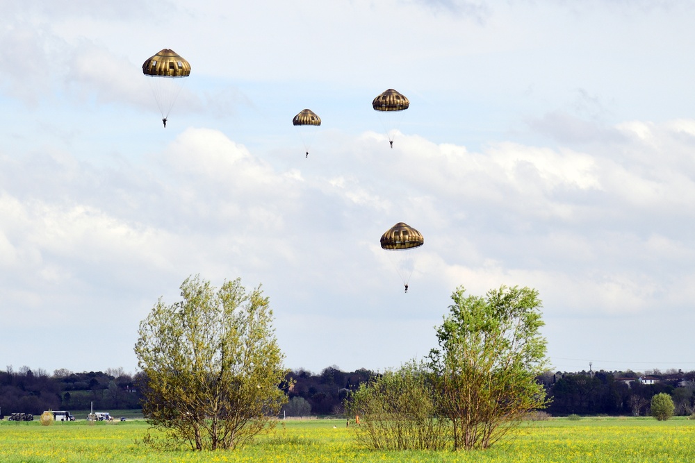 SETAF-AF and Folgore Brigade - combined airborn operation