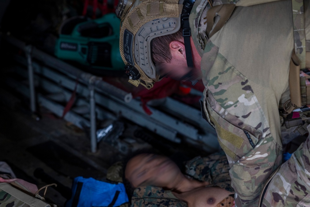 MARSOC, 2nd LAR conduct casualty evacuation training