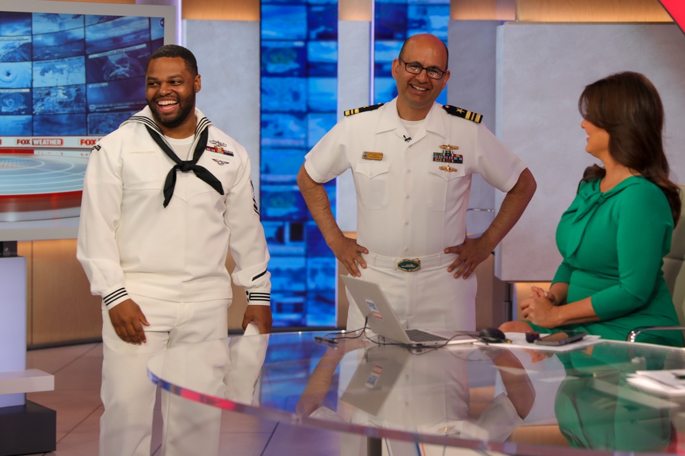 Sailors Tour Fox News Media