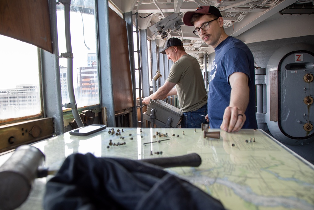 MARMC Machinists Volunteer to Repair Windows aboard USS Wisconsin