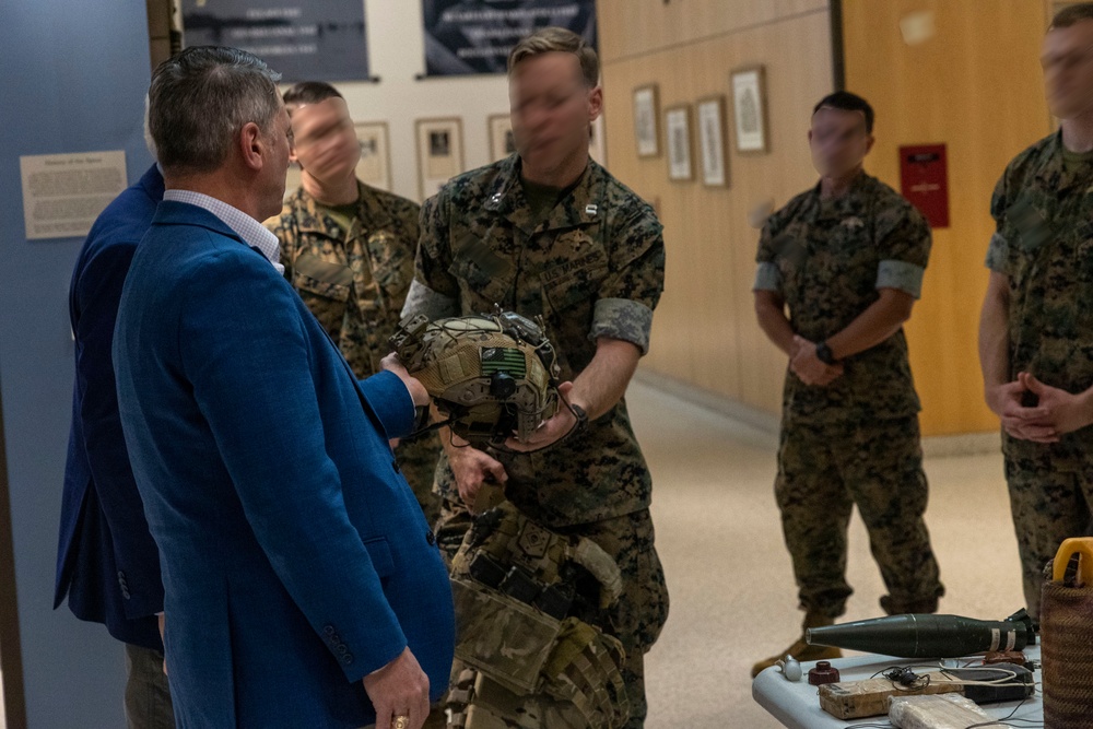 Congressional Delegation visits Marine Forces Special Operations Command