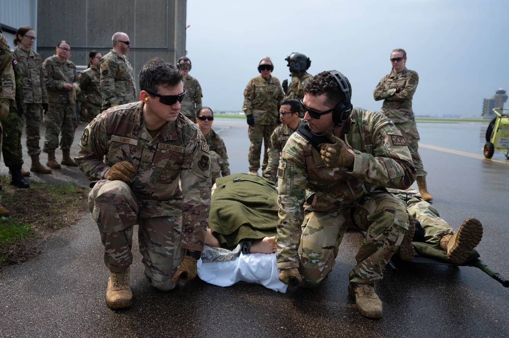 DVIDS - Images - In sync: 934th Airlift Wing organizes joint force ...