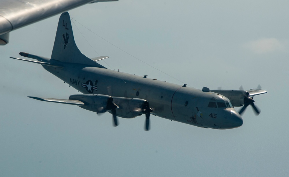 Patrol and Reconnaissance Squadron (VP) 30 P-3C Orion and P-8A Poseidon Formation Flight