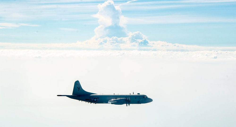 Patrol and Reconnaissance Squadron (VP) 30 P-3C Orion and P-8A Poseidon Formation Flight