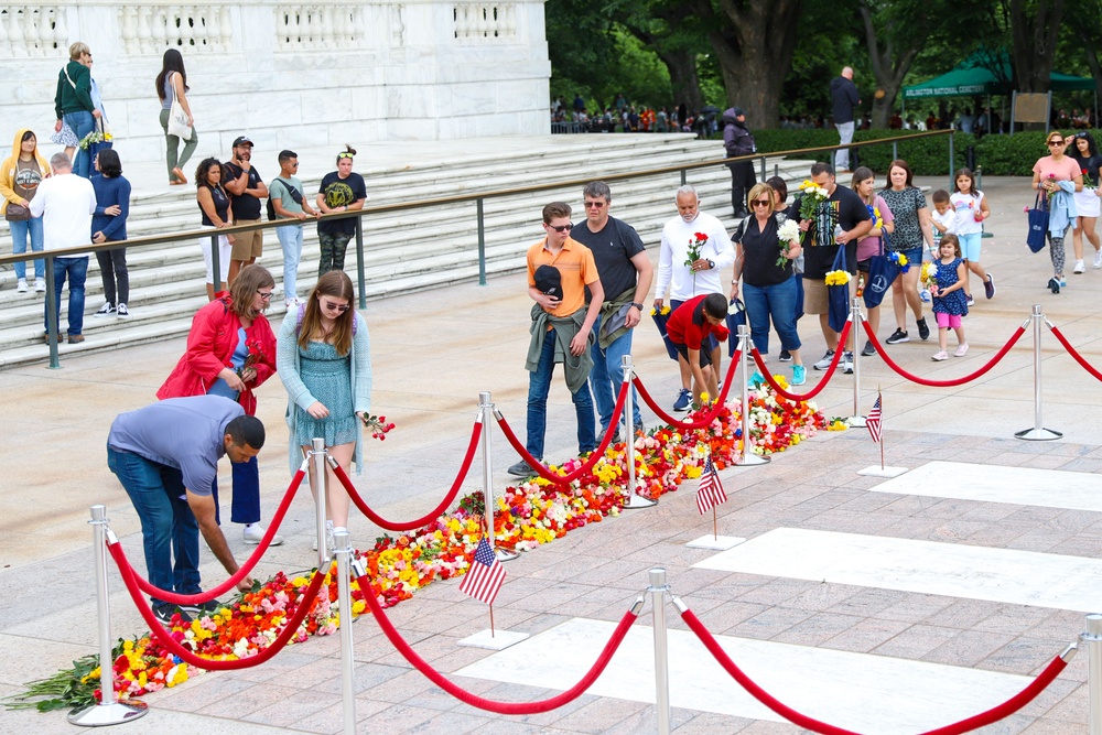 Flowers of Remembrance Day, May 28, 2023