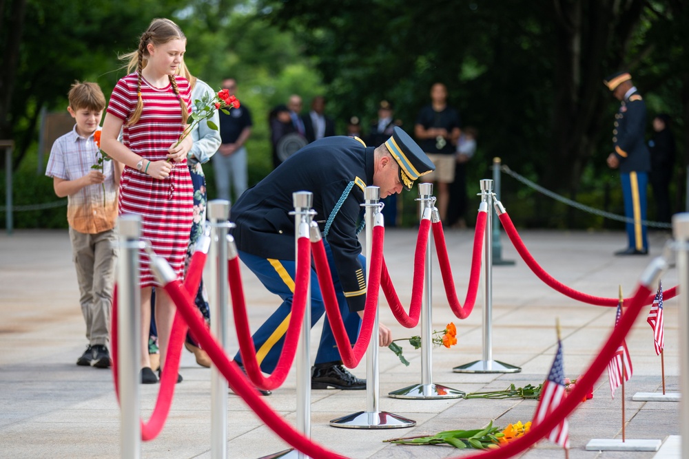 Flowers of Remembrance Day, May 28, 2023