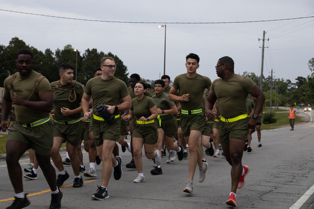 MCIEAST-MCB Camp Lejeune H&amp;S Battalion Motto Run