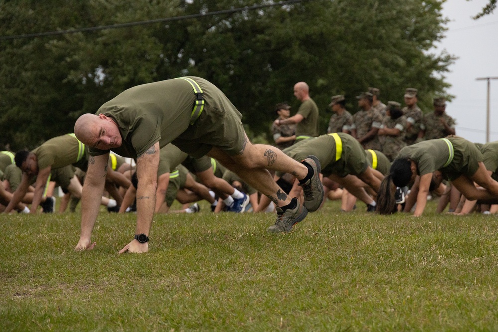 MCIEAST-MCB Camp Lejeune H&amp;S Battalion Motto Run