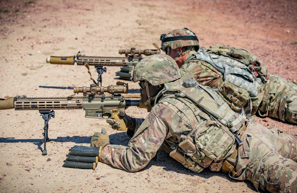 Iowa infantrymen fire SDMR rifle