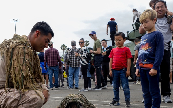 Marines, Sailors host exhibition during LA Fleet Week