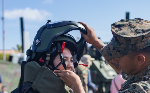 Marines, Sailors host exhibition during LA Fleet Week