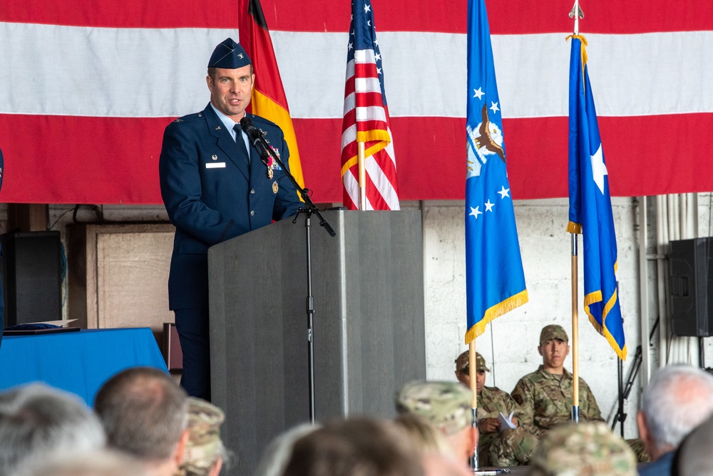 52nd Fighter Wing changes command