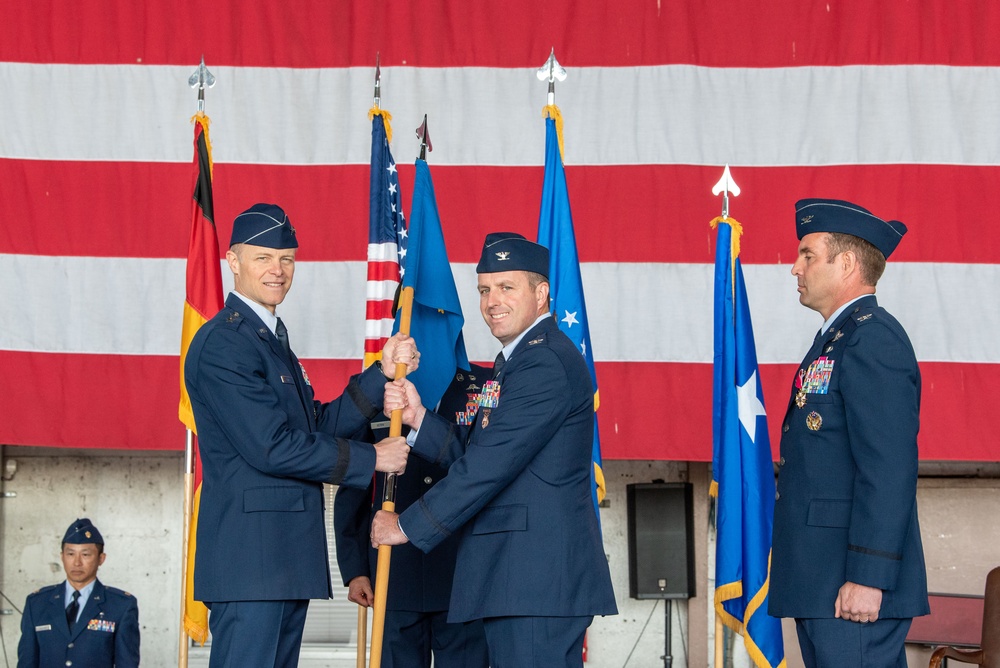 52nd Fighter Wing changes command