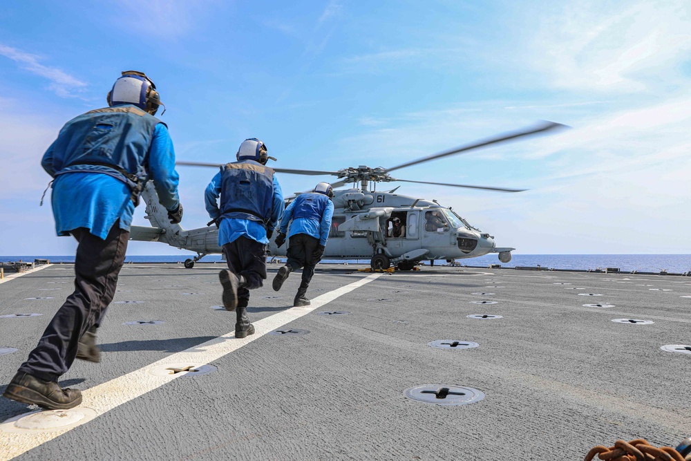 USS Carter Hall Conducts Flight Quarters