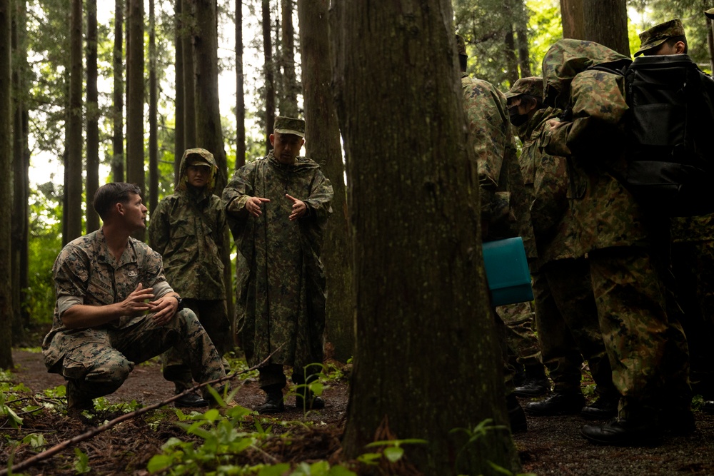 U.S. Marines, JGSDF conduct IED awareness training