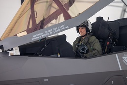 2nd Marine Aircraft Wing receives first operational F-35B Lightning II jet