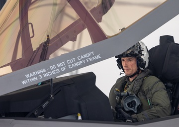 U.S. Marine from Paradise, Pennsylvania, leads Marine Corps’ first operational East Coast F-35B squadron