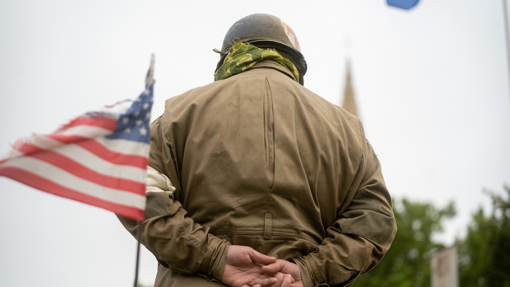 Airborne Troops &amp; Aircrew Memorial Ceremony