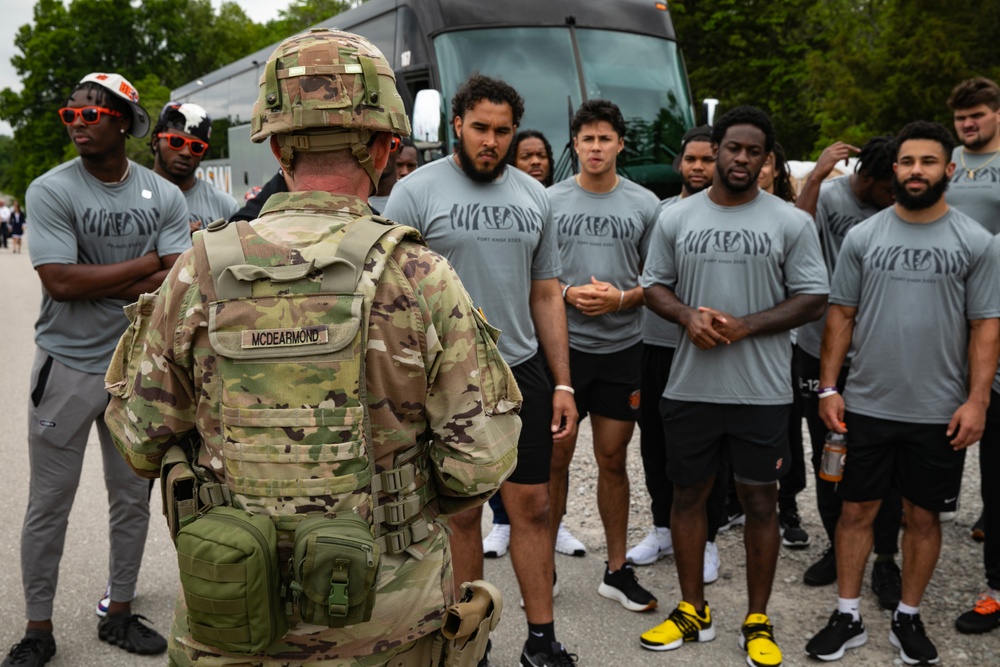 Cincinnati Bengals Shoots with the 373rd Quartermaster Battalion