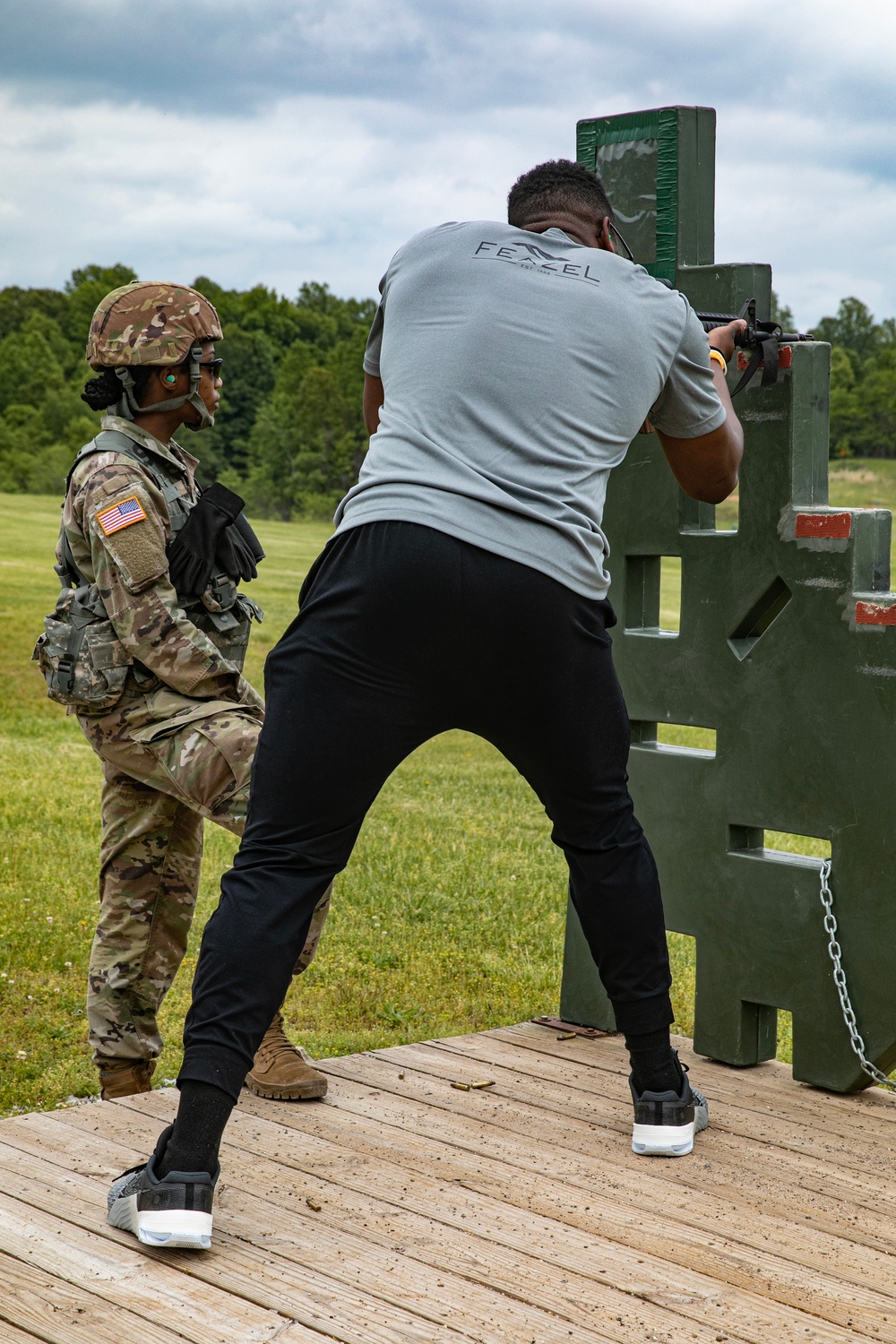 Cincinnati Bengals Shoots with the 373rd Quartermaster Battalion