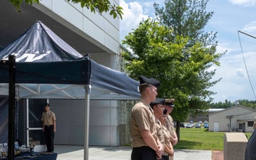 SECNAV Visits Navy Recruiting Command
