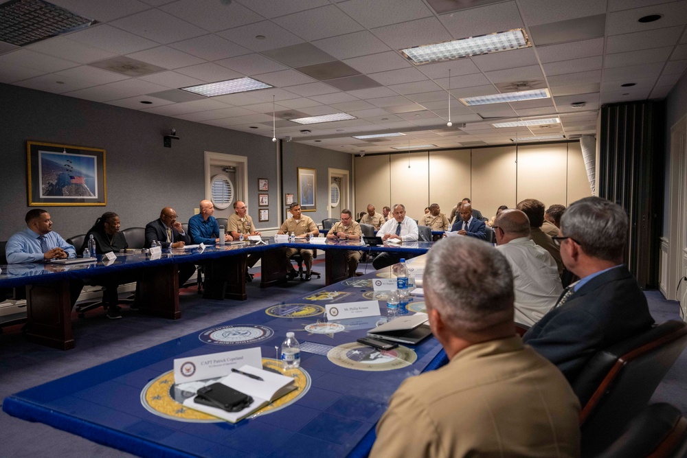 SECNAV Visits Navy Recruiting Command