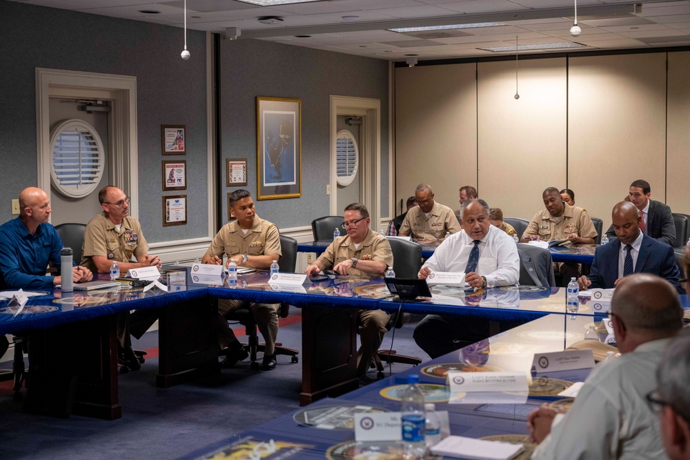 SECNAV Visits Navy Recruiting Command