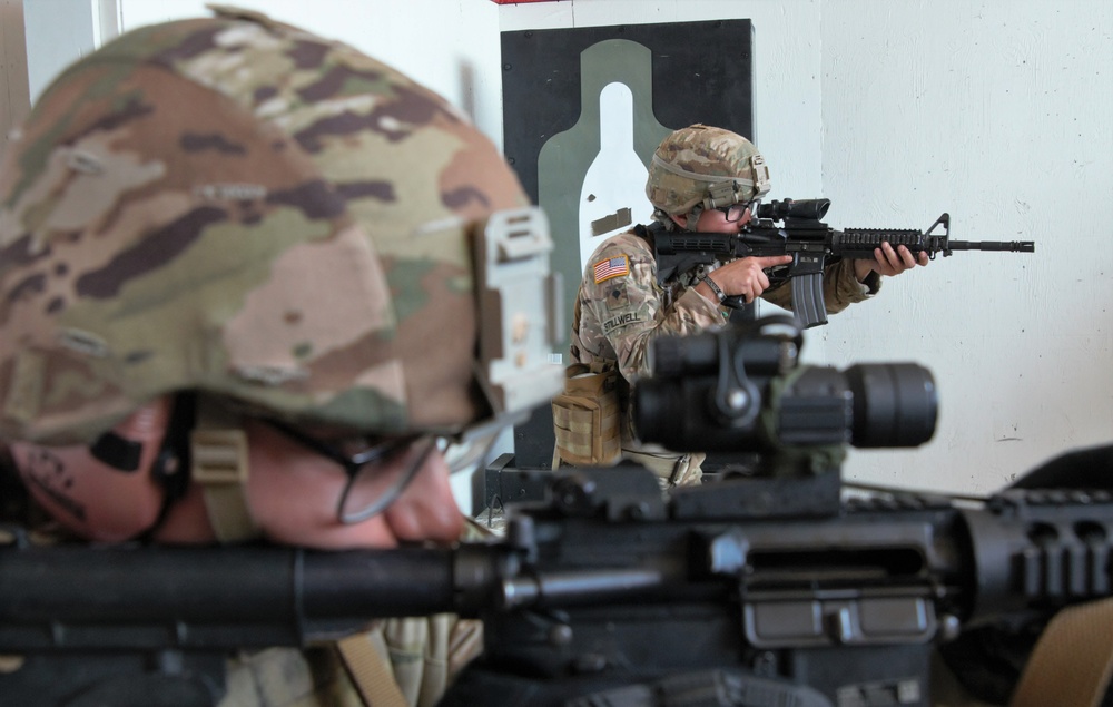 Fort Dix- 1-175 INF BN Live Fire Shoot House