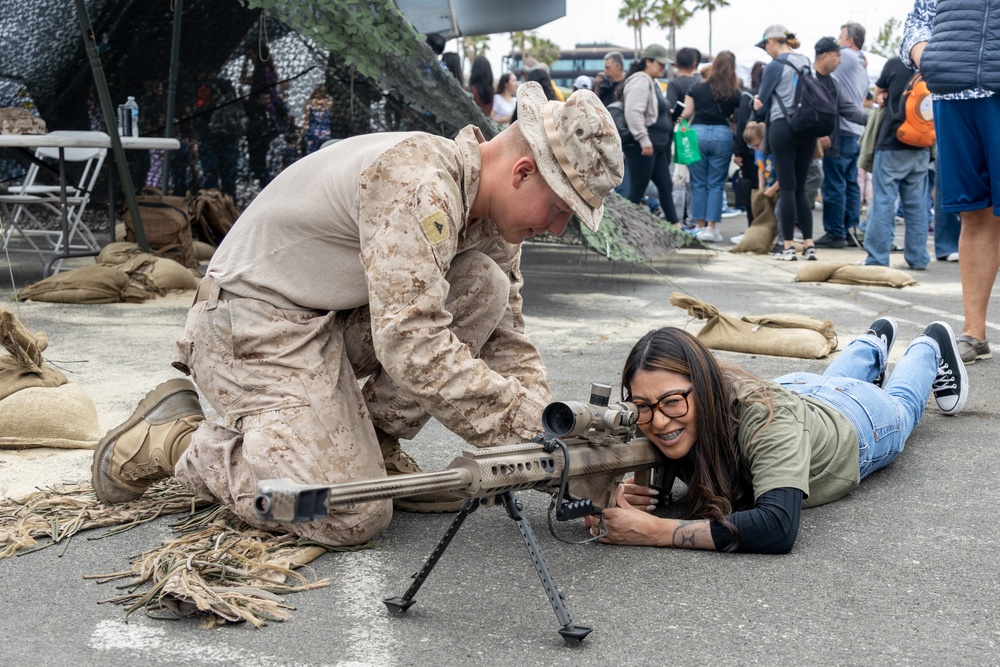 Marines, Sailors show off their capabilities at Port of Los Angeles