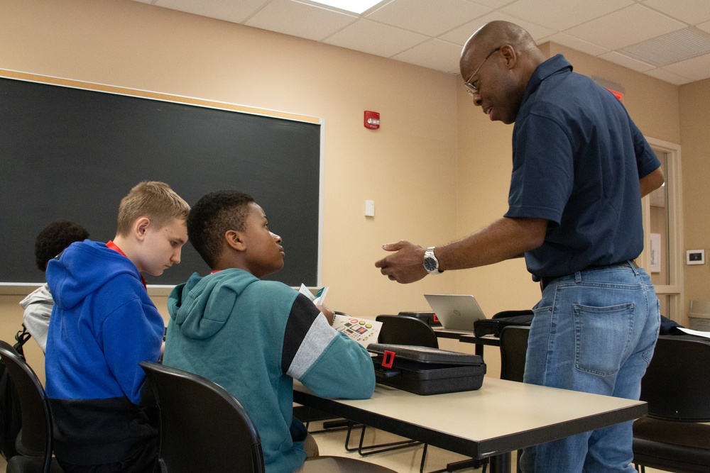 NSWCPD and Temple University Co-Host 6th Annual Greater Philadelphia SeaGlide Challenge