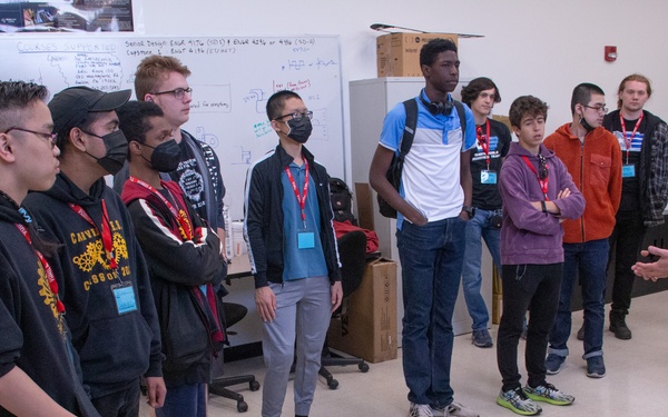 NSWCPD and Temple University Co-Host 6th Annual Greater Philadelphia SeaGlide Challenge