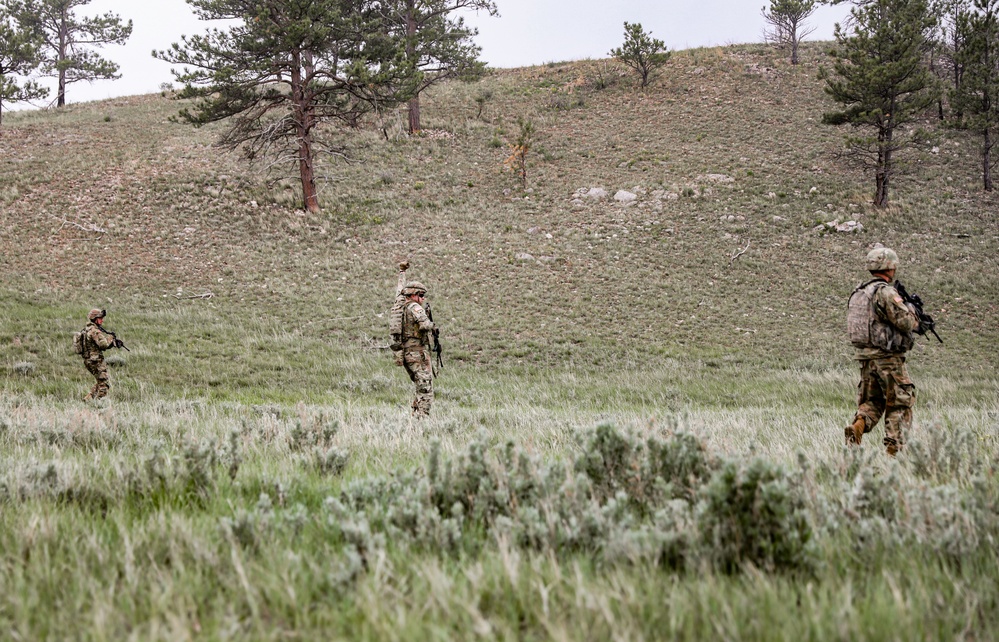 Iowa infantrymen conduct squad live-fire exercise at Camp Guernsey