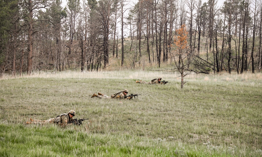 Iowa infantrymen conduct squad live-fire exercise at Camp Guernsey