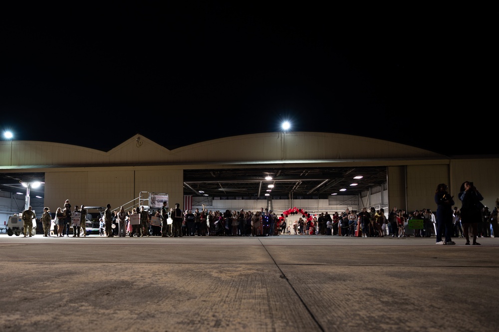 Shaw welcomes home Gamblers