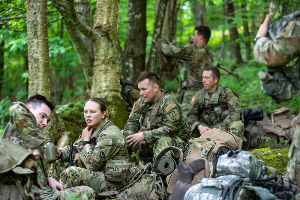 Army Mountain Warfare School: First Class Of Summer