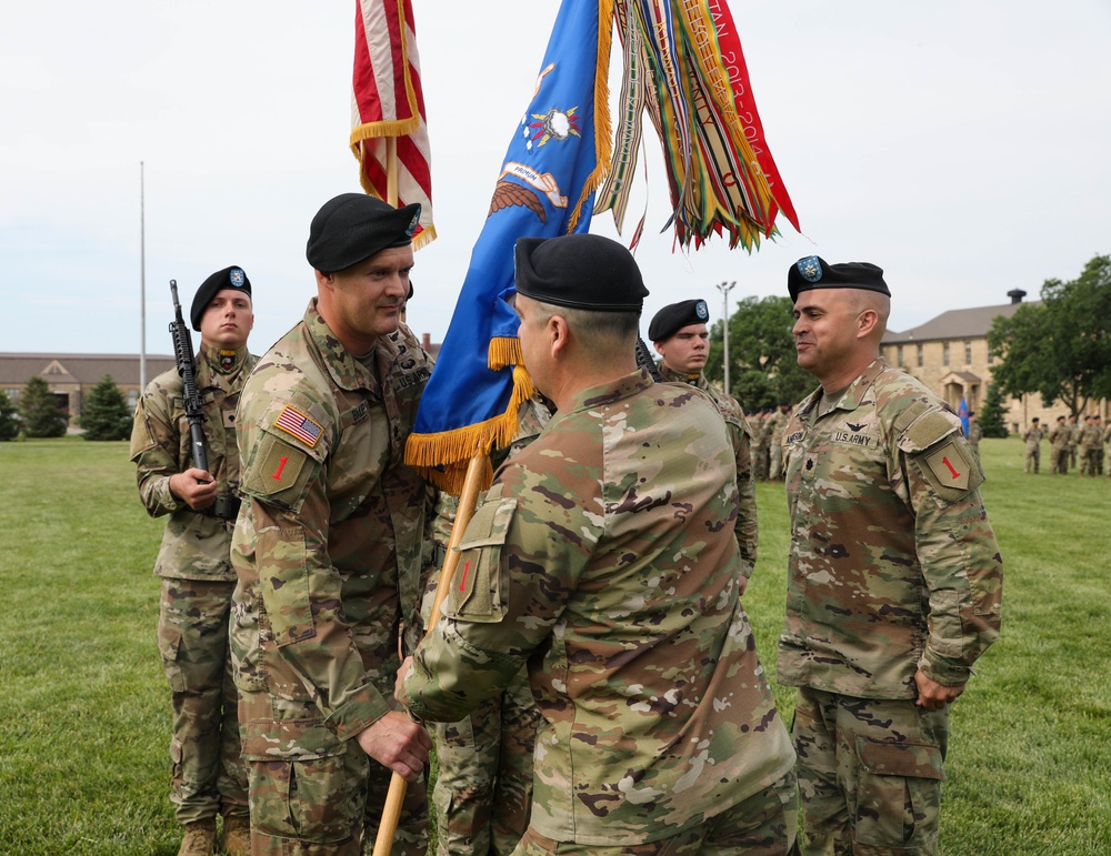 2-1 General Support Aviation Battalion Change of Command