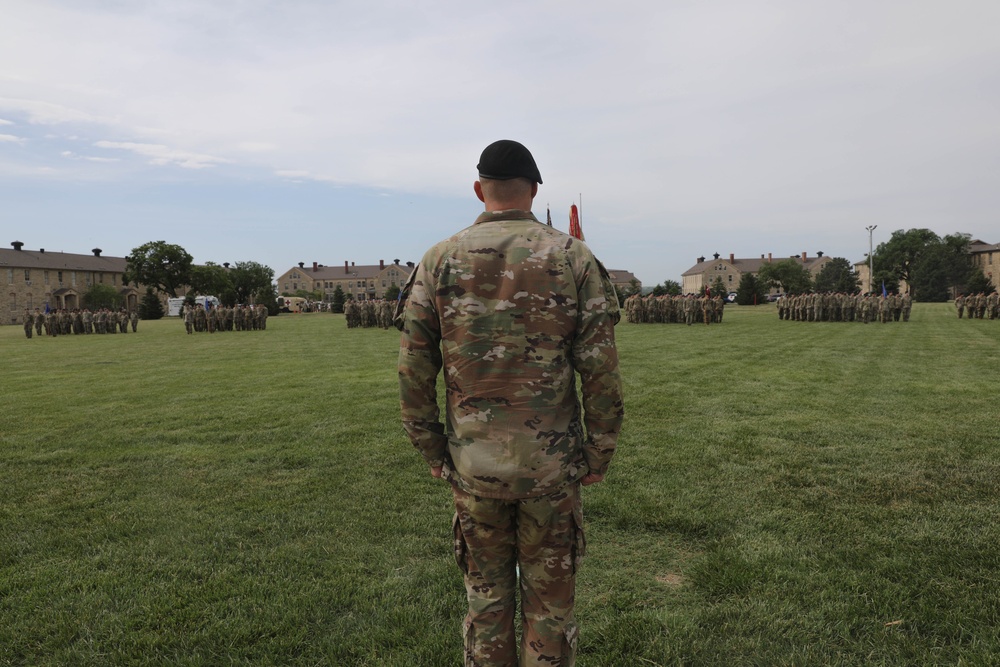 2-1 General Support Aviation Battalion Change of Command