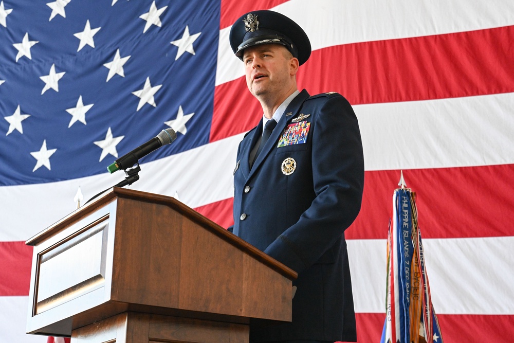 Herk Nation welcomes new installation commander