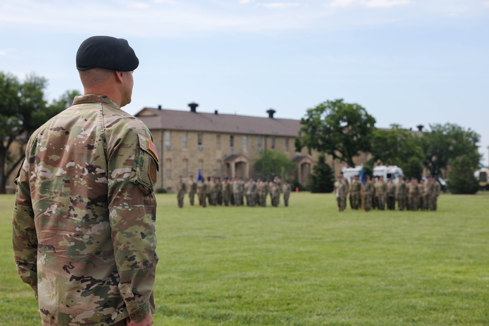 2-1 General Support Aviation Battalion Change of Command