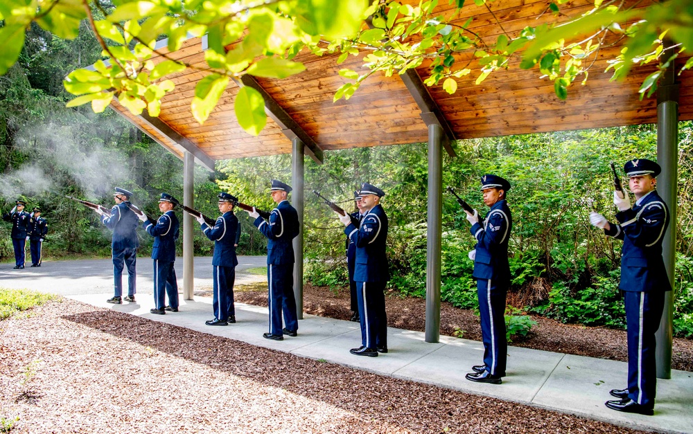 Former Vietnam POW Laid to Rest at Tahoma National Cemetery