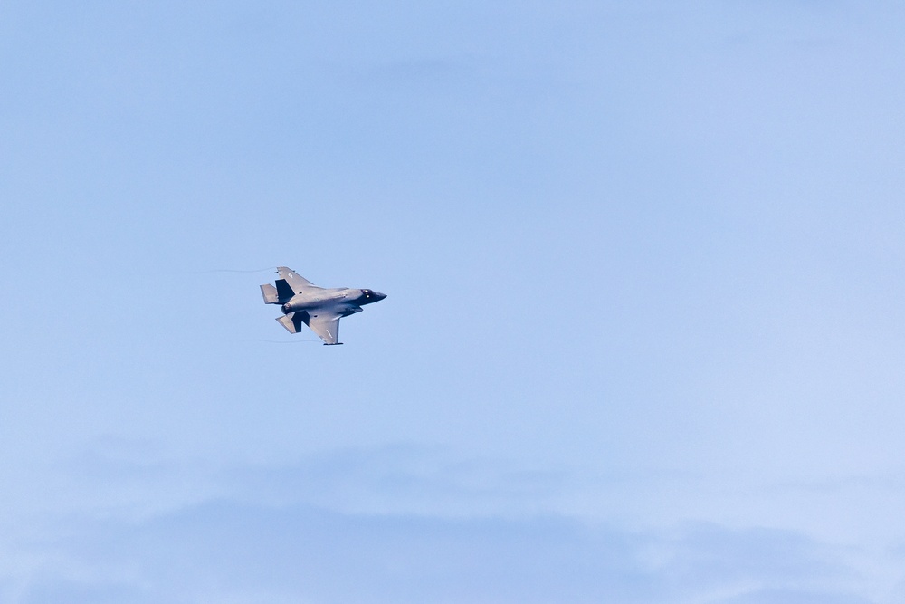 Continuously Deploying: VMFA-242 takes flight from MCAS Iwakuni