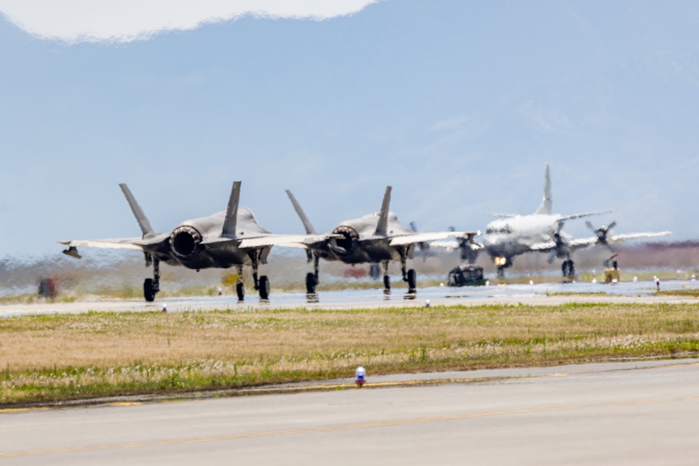 Continuously Deploying: VMFA-242 takes flight from MCAS Iwakuni