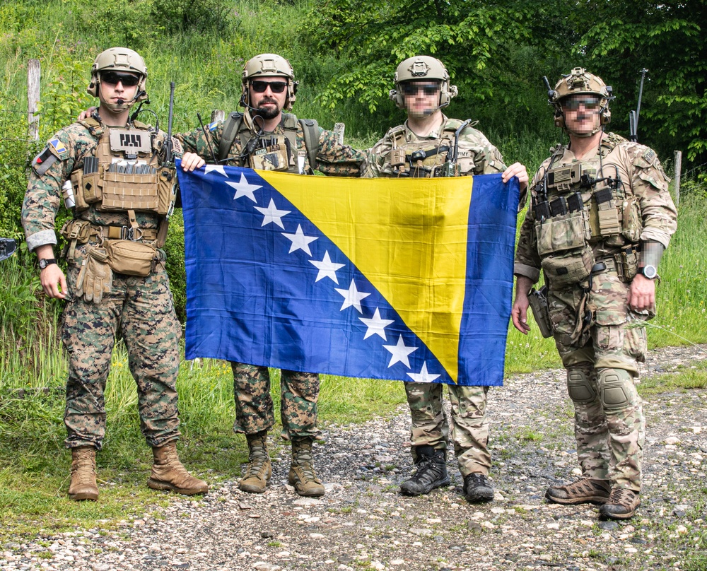 Members of the Armed Forces of Bosnia and Herzegovina’s Joint Terminal Attack Controller (JTAC) team train with US Special Operations Forces to coordinate a training bomber support mission near Tuzla, Bosnia and Herzegovina, 30 MAY 2023.