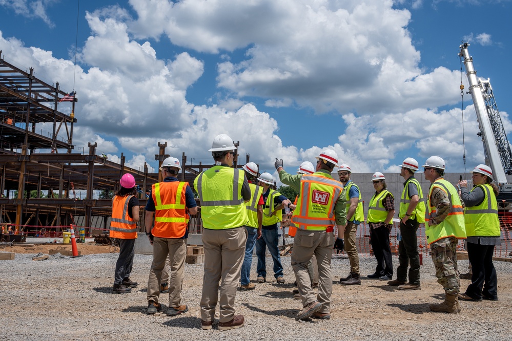 Leaders with U.S. Army ERDC Construction Engineering Research Laboratory visit Louisville District