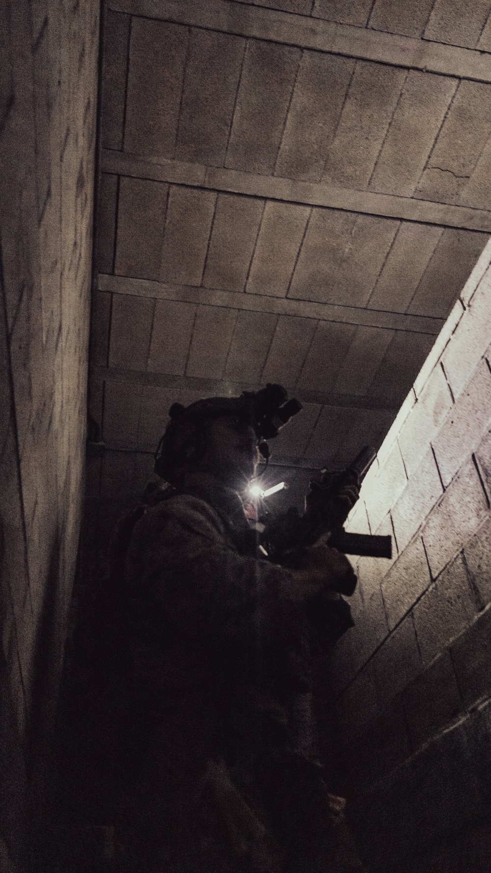 2d Recon and EODMU8 Own the Night