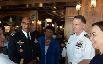 Capt. Craig Mattingly, Commander Naval Service Training Command (NSTC) Takes Part In Chicago Memorial Day Events